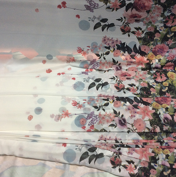 New Fashion Flower Design Printed Chiffon Dress Garment Fabric