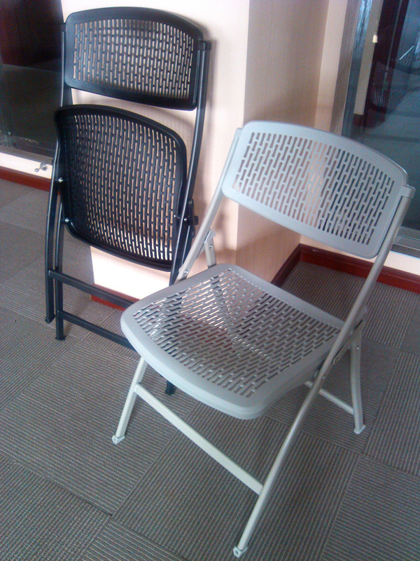 Plastic Folding Chair/Metal Folding Chair