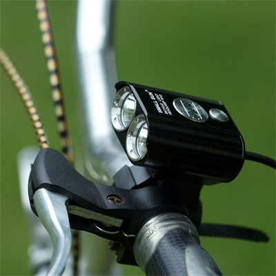 T6 Bulb Head Light with Li-ion Battery