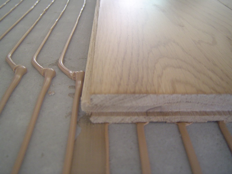 Easy Flowing Wood Flooring PU (polyurethane) Adhesive (Surtek 3546)