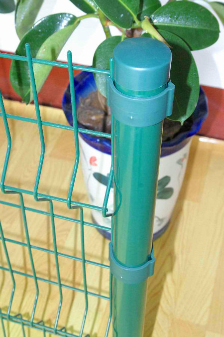 PVC Powder Coated Security Metal Fence Post