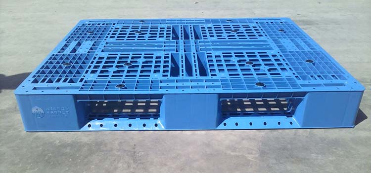 Manufacturer of Cheap Plastic Pallet 1200*1000*150mm