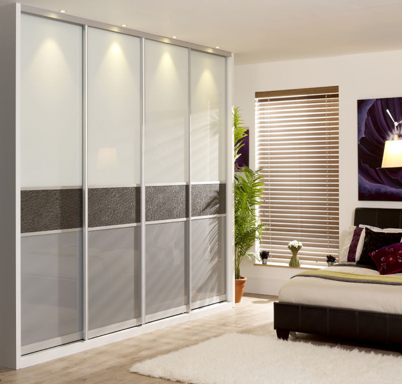 Solid Wood Sliding Door / Swing Door Wardrobe