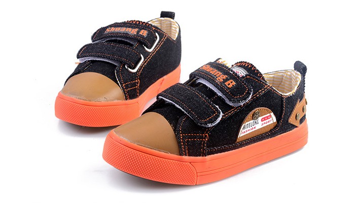 2014 Breathable Soft Bottom Children Canvas Shoes (BF-BL07)