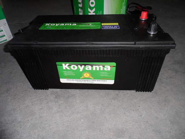 24V Heavy Duty Big Truck Battery 120ah N120-Mf