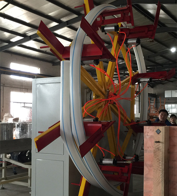 Factory Sell PE Plastic Pipe Extrusion Line