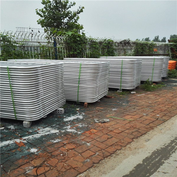 Widely Used Traffic Road Crowd Control Barrier