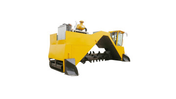 M6300 compost turner