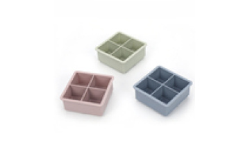 Hot Selling Four Hole silicone Ice Tray Square soft and Easy to release compact easy to clean silicone ice tray1