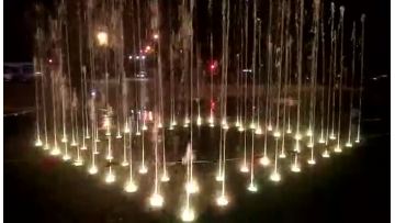 Outdoor square running fountain