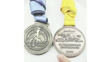 Custom award medals