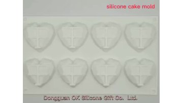 silicone cake mold (heart shape).mp4