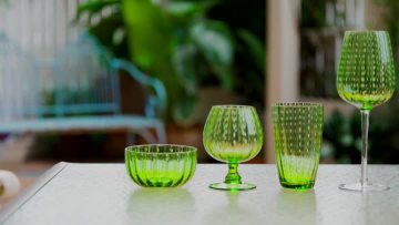 Solid color glass set.mp4