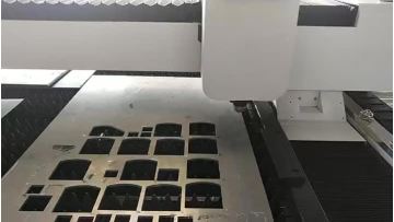 fiber laser cutting 5mm aluminium.mp4