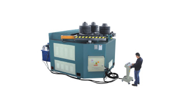 Profile bending machine