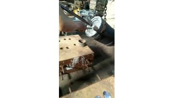 aluminum pouring