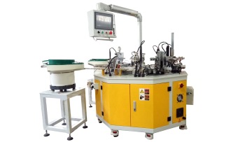 Round type one time use razor assemble machine1