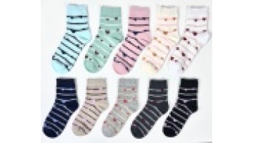 Oemen custom logo socks tube Calze femminili Fashion Funny cute casual Women's socks Cotton socks for women1