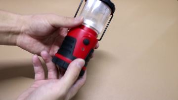 Battery Operated 150 Lumen Portable Mini LED Camping Lamp1