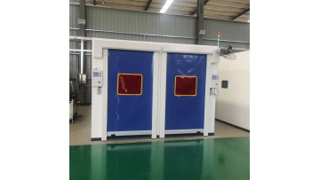 PVC fast rolling doors for robotic welding cells