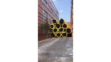 Artificial turf packaging and delivery