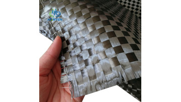 Spread tow carbon fiber fabric