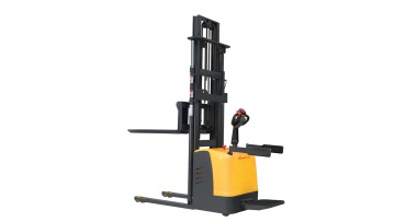 High Lift All Electric Pallet Stacker  CDD-79