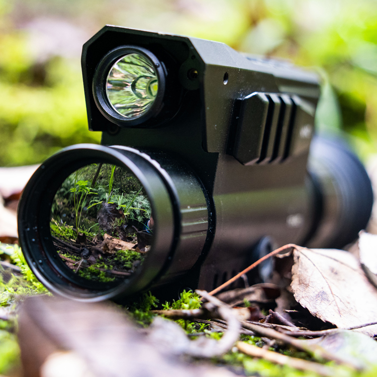 Thermal Night Vision Hunting Scope