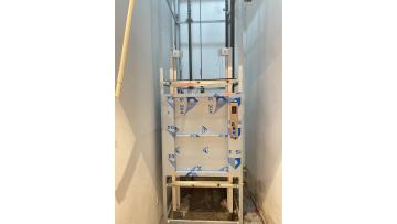 dumbwaiter lift