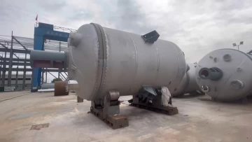 Conical stirred storage tank