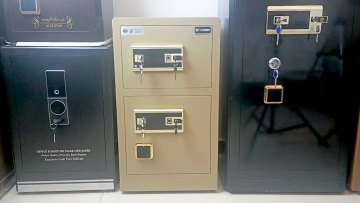 black color double door design safes office use safe boxes1