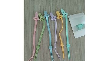 all silicone baby pacifier clip.mp4