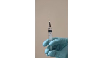 How to use 5ml syringe