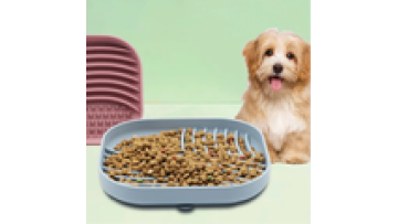 Silicone suction pet feeding bowl household  dog leakproof bite resistant moisture-proof waterproof easy to clean non-slip mat1