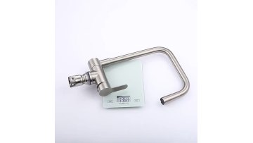 Good Quality Brushed  Brass Farmhouse Style Kitchen Faucets Stainless Steel Kitchen Mixer Taps for Kitchen Sinks1