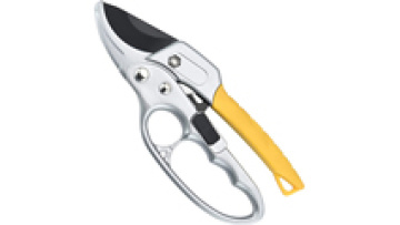Good quality Garden clippers ratchet pruning shears garden shear scissor trimming rose, floral, tree, live plants1