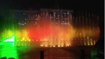 large musical lake fountain