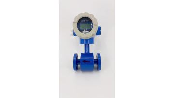 Electromagnetic flow meter for water and mud