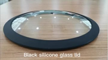black silicone lid