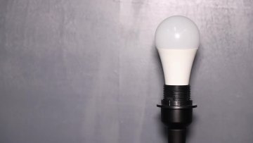 Smart Light Bulbs A60 Tunable White RGBW 9w Zigbee Bulb for home party1