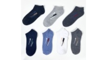 Low Moq custom Logo Invisible men Socks Fashion Cheapest Available For Customization Cartoon crew men socks for men1