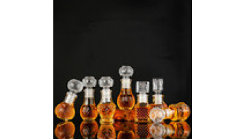 Luxury Mini Empty 50ml 100ml Decanter Vodka Glass Liquor Wine Spirit Bottle with Lid for Brandy Whisky1