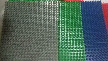 Artificial Plastic PVC Grass Rubber Mat1