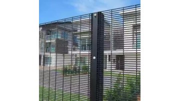 Hot sale green RAL6005  powder coated security 358 Anti Climb fence1