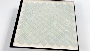 Kite Mosaic Glass White