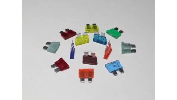 Middle-Sized Auto Automotive Car Boat Truck Blade Assortment 5A 7.5A 10A 15A 20A 25A 30A 35A 40A 50A Car Fuse1