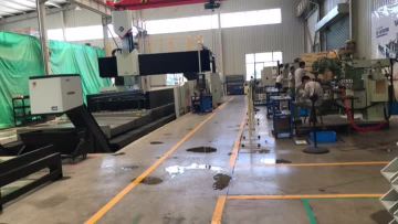 Factory Show - Milling Center.mp4