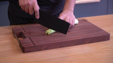 Amazon Top  Seller Eco Friendly  Walnut Cutting Board Bread Board Stripe Design1