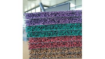 China Factory Direct Sales Anti Slip Waterpoof PVC Spike Backing Car Mat in Roll 18mm /20mm1