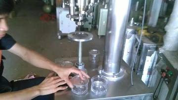 High Speed Automatic Tin Can Sealing Closing Seamer Machine1